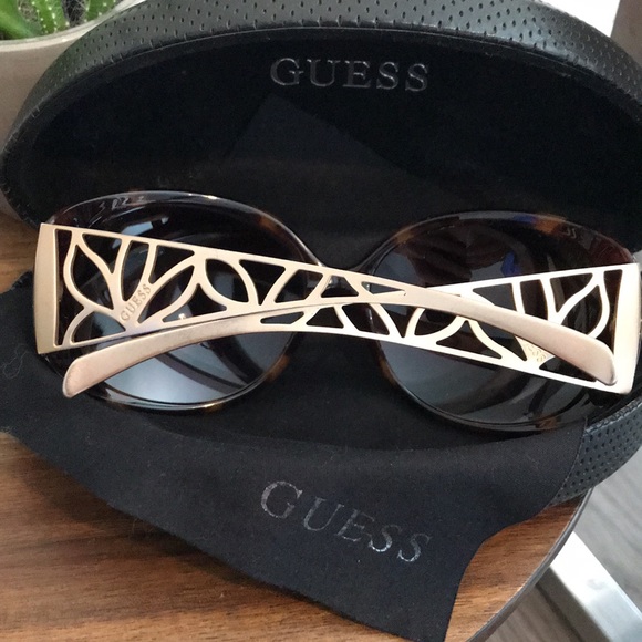 Guess | sunglasses - Picture 2 of 8